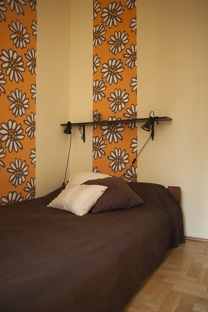 The Secret Garden Apartments Краков Экстерьер фото